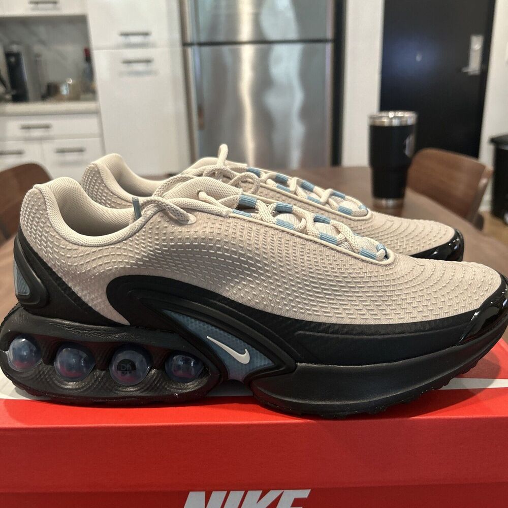 New Nike Air Max DN Light Orewood Brown Size 10.5 with Box - Picture 6 of 12